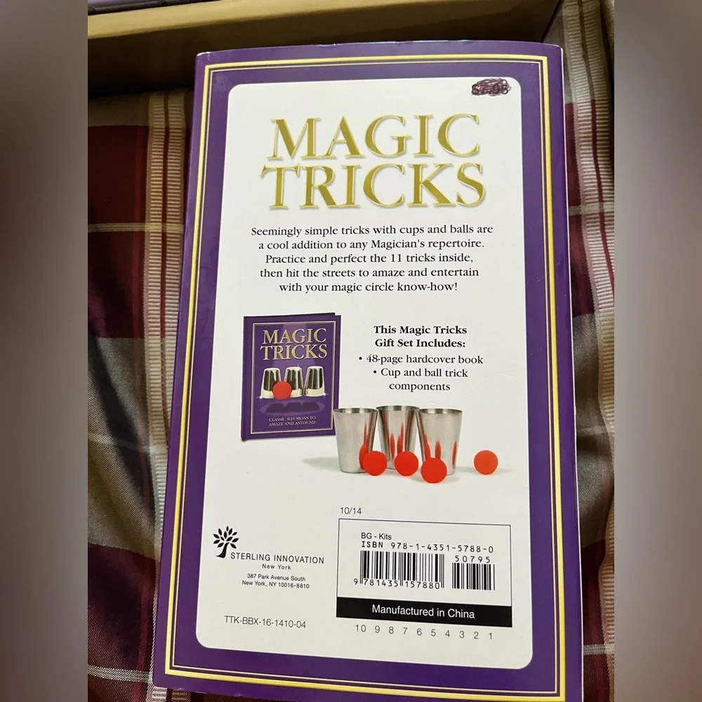 Classic Cup & Ball Magic Trick Set — Silver metal cups Red Balls sleight of hand